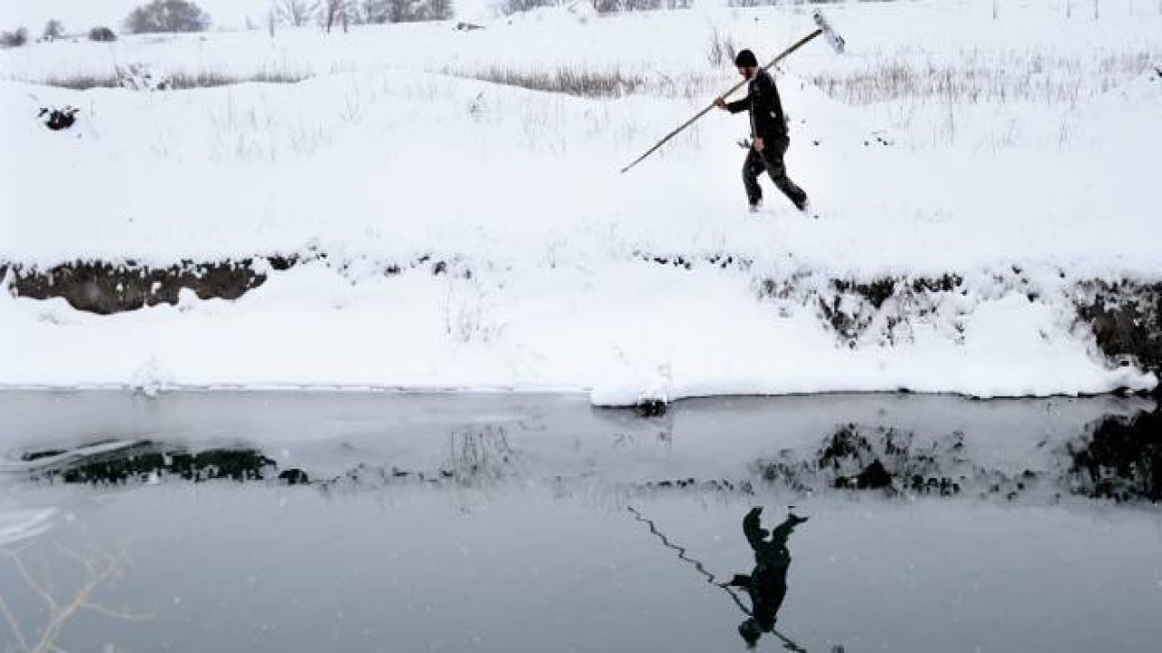 'Ova balıkçıları'nın dondurucu kış şartlarında zorlu mesaisi