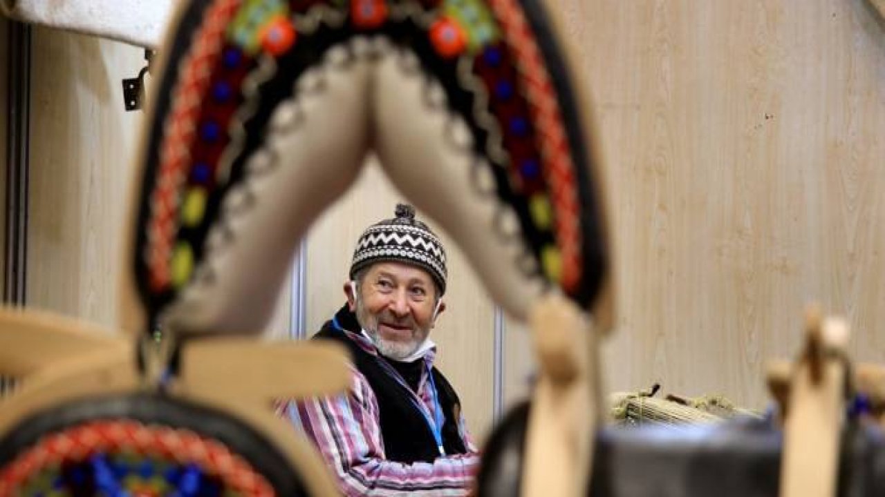 Kaybolmaya yüz tutan semeri minyatürle  yaşatıyor