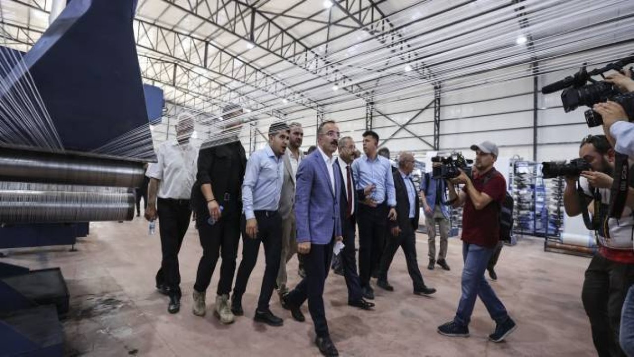 Gazeteciler Suriye'deki güvenli bölgelerde normal hayata dönüşü görüntüledi