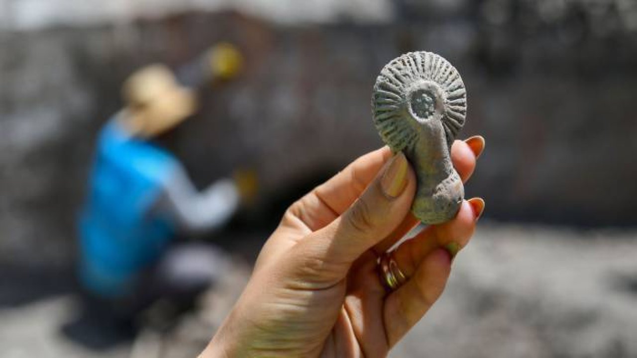 Başkentte Arkeopark Projesi kazılarında Roma dönemine ait eserler bulundu