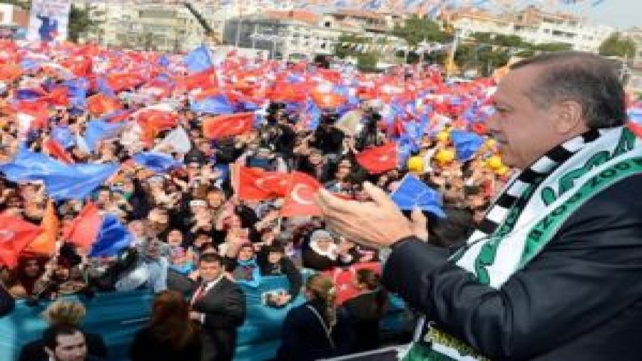 Hocaefendi midir, istihbarat şefi midir belli değil