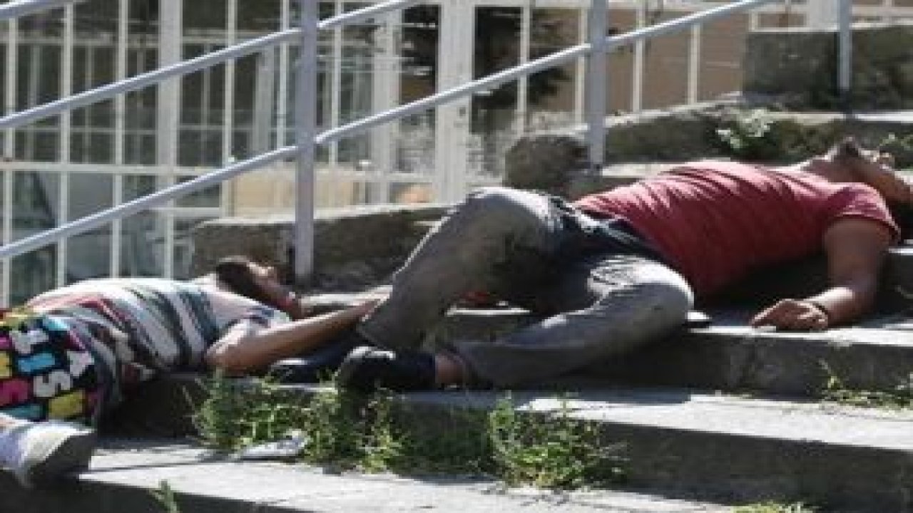 Bonzai içen gençler ölüm döşeğinde