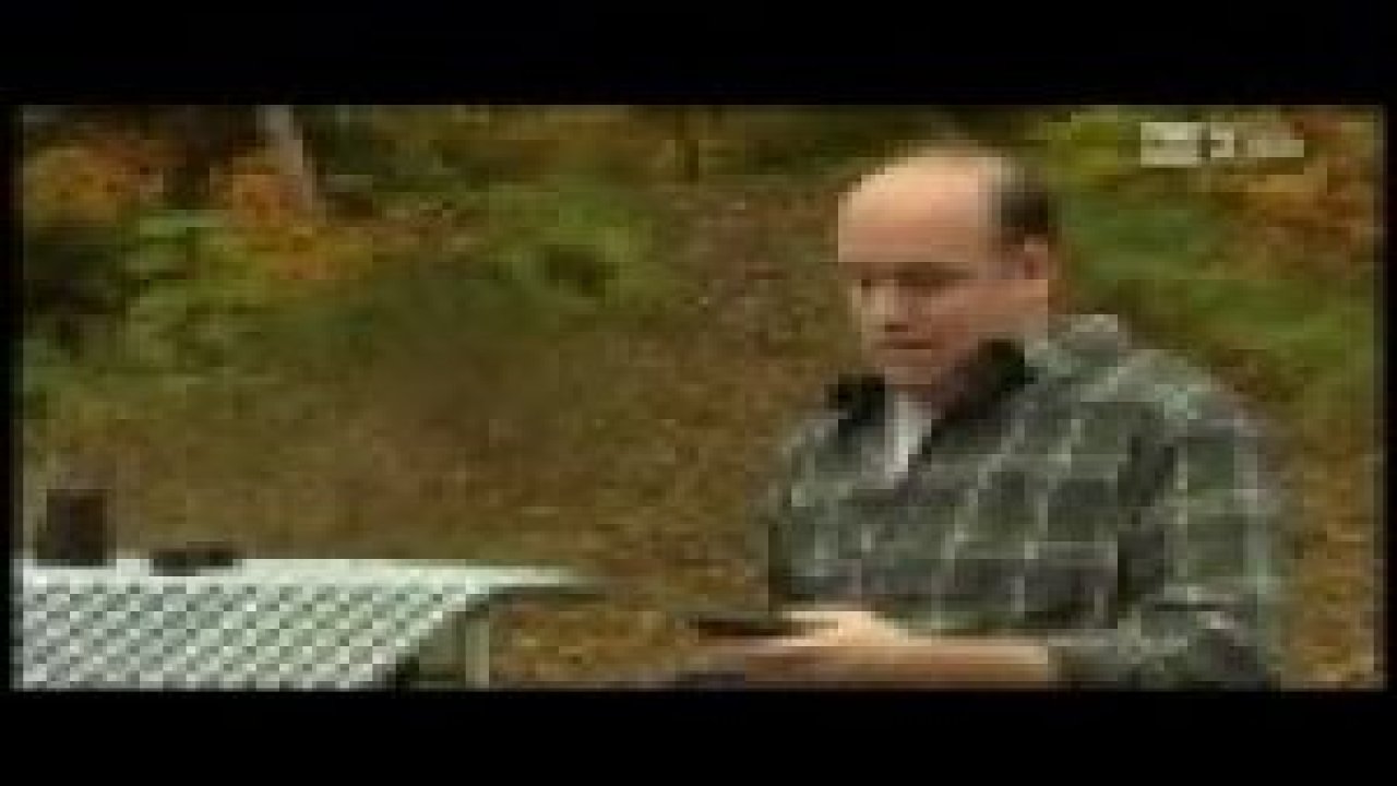 Cep telefonuyla bu kadar uğraşırsan...