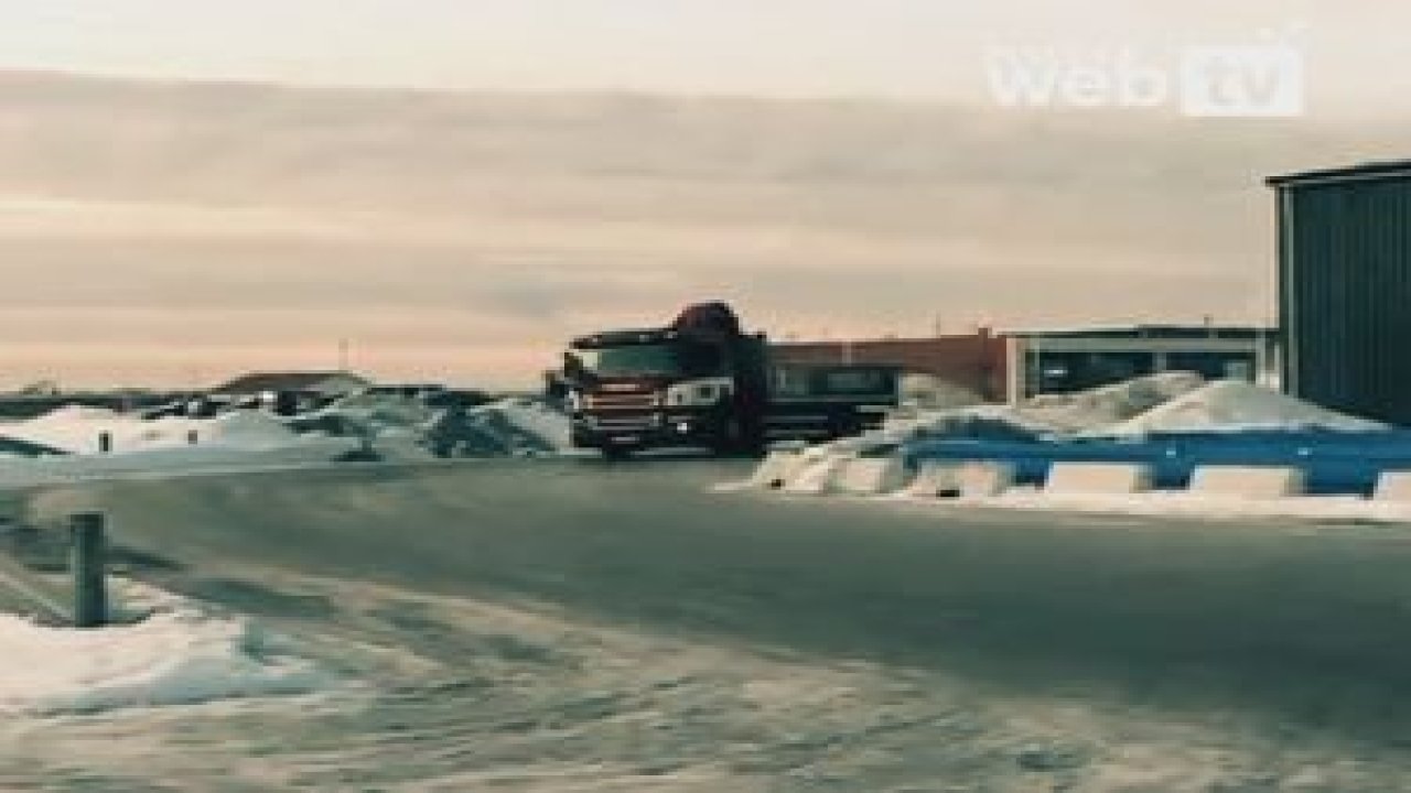 Kamyoncunun İlginç Drifti