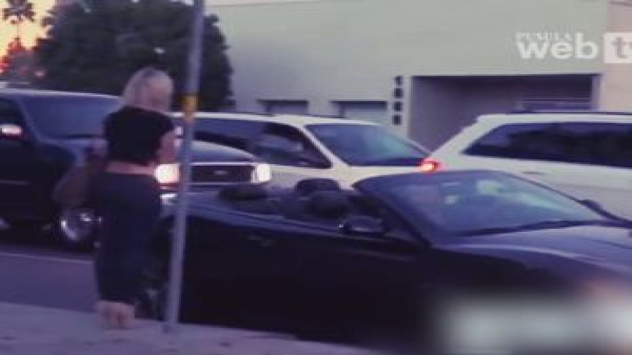 Lüks Arabanın Kadınlara Etkisi