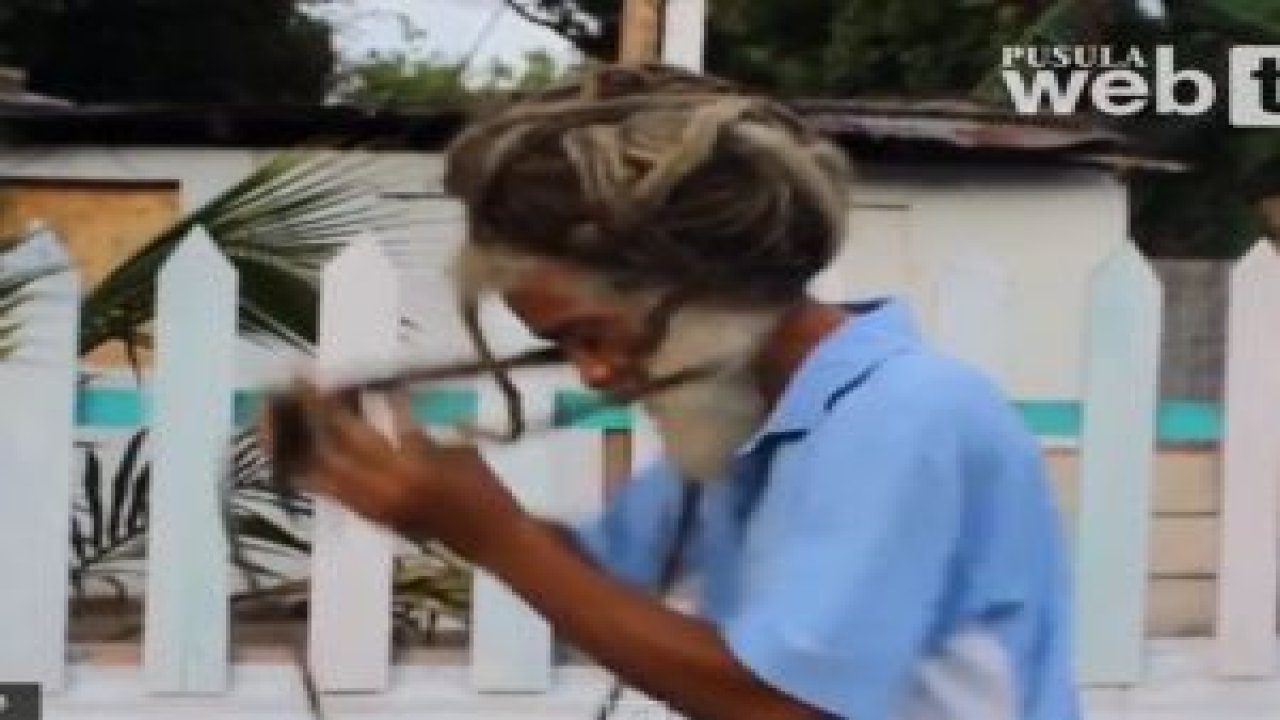 40 yıldır saçını hiç kestirmeyen adam