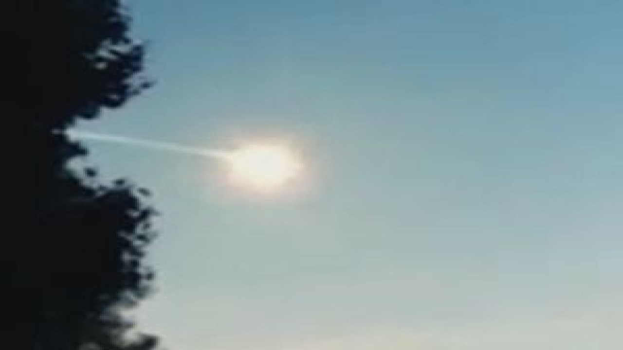 Gökyüzünde Meteor Patlaması !