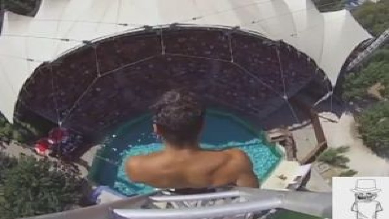 25 metre yükseklikten havuza atlamak böyle bir şey...