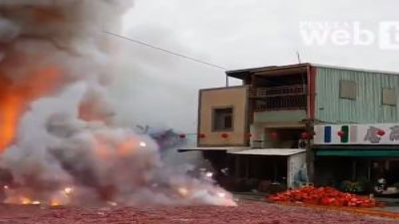 İlginç Bir Kutlama !