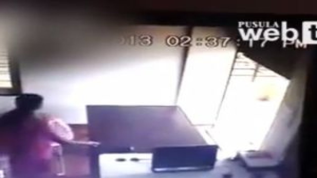 Hindistan'da Kepenk Kapatma