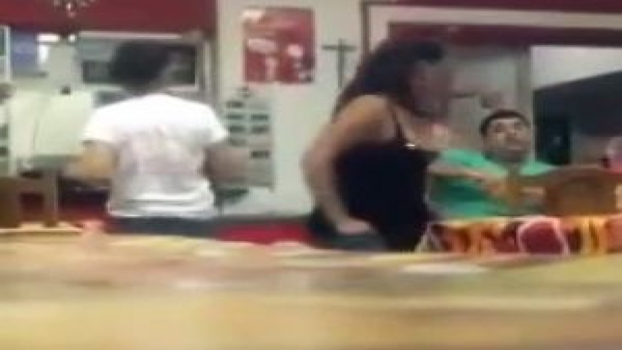 Pizzacıda Tartışma Böyle Bitti ...