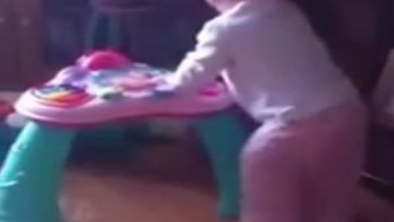 Hapşırıktan Korkan Bebek