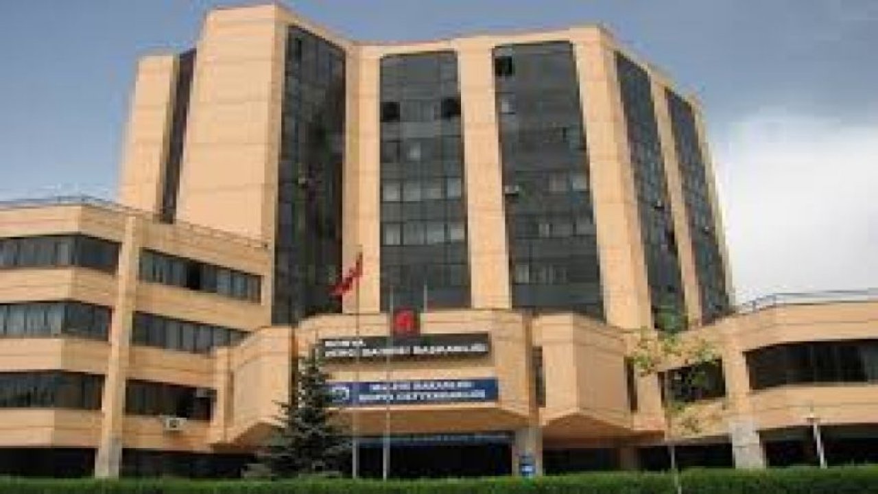 Konya Vergi Dairesinde ilk taksit yoğunluğu