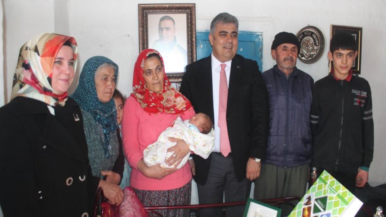 Üç günlük bebeğe şehit polis “Fethi Sekin”in adı verildi