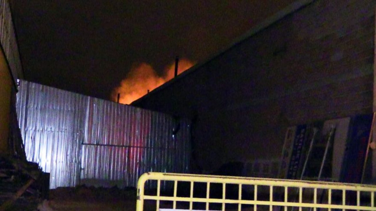 Konya'da mobilya atölyesinde yangın