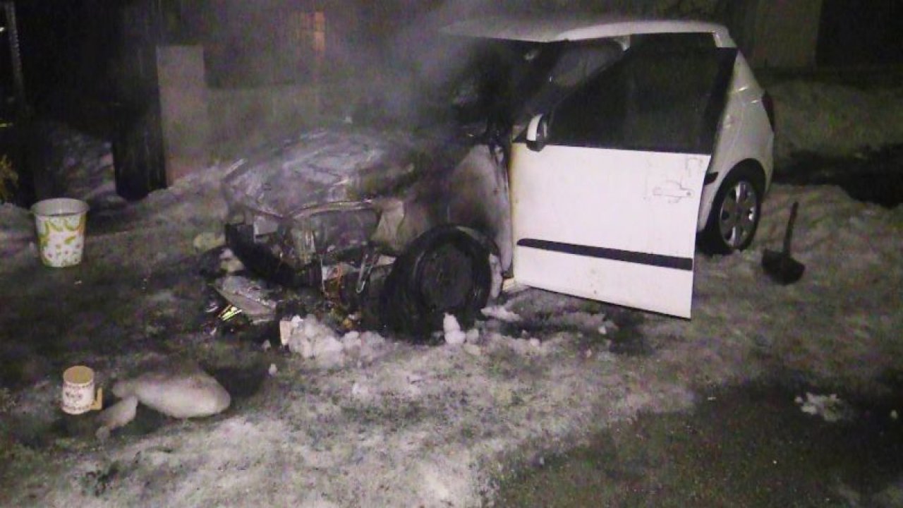 Konya’da iki araç kundaklandı