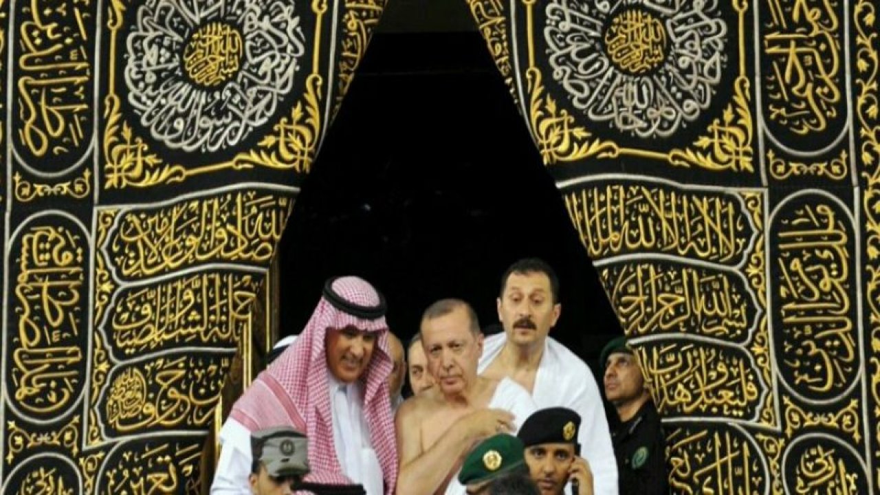 Cumhurbaşkanı Erdoğan Umre yaptı