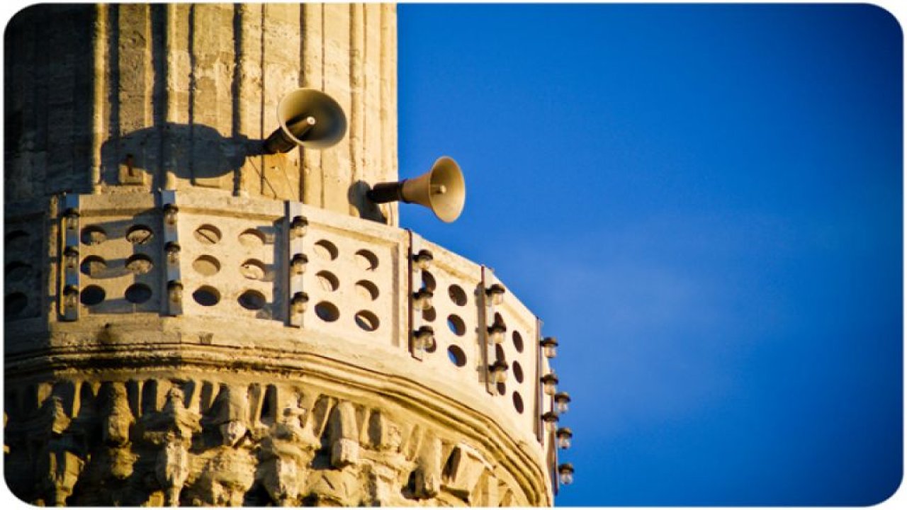 Ezan ve salaya standart geliyor