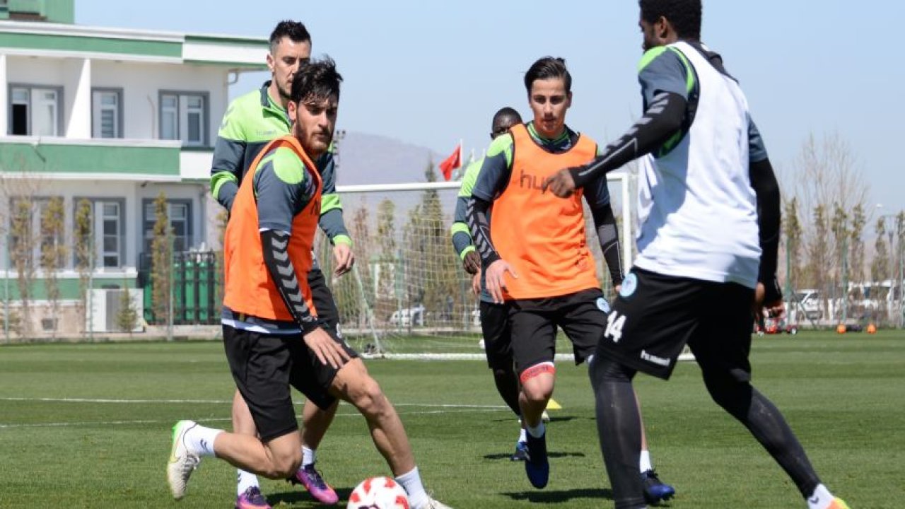 Konyaspor’da kupa mesaisi başladı