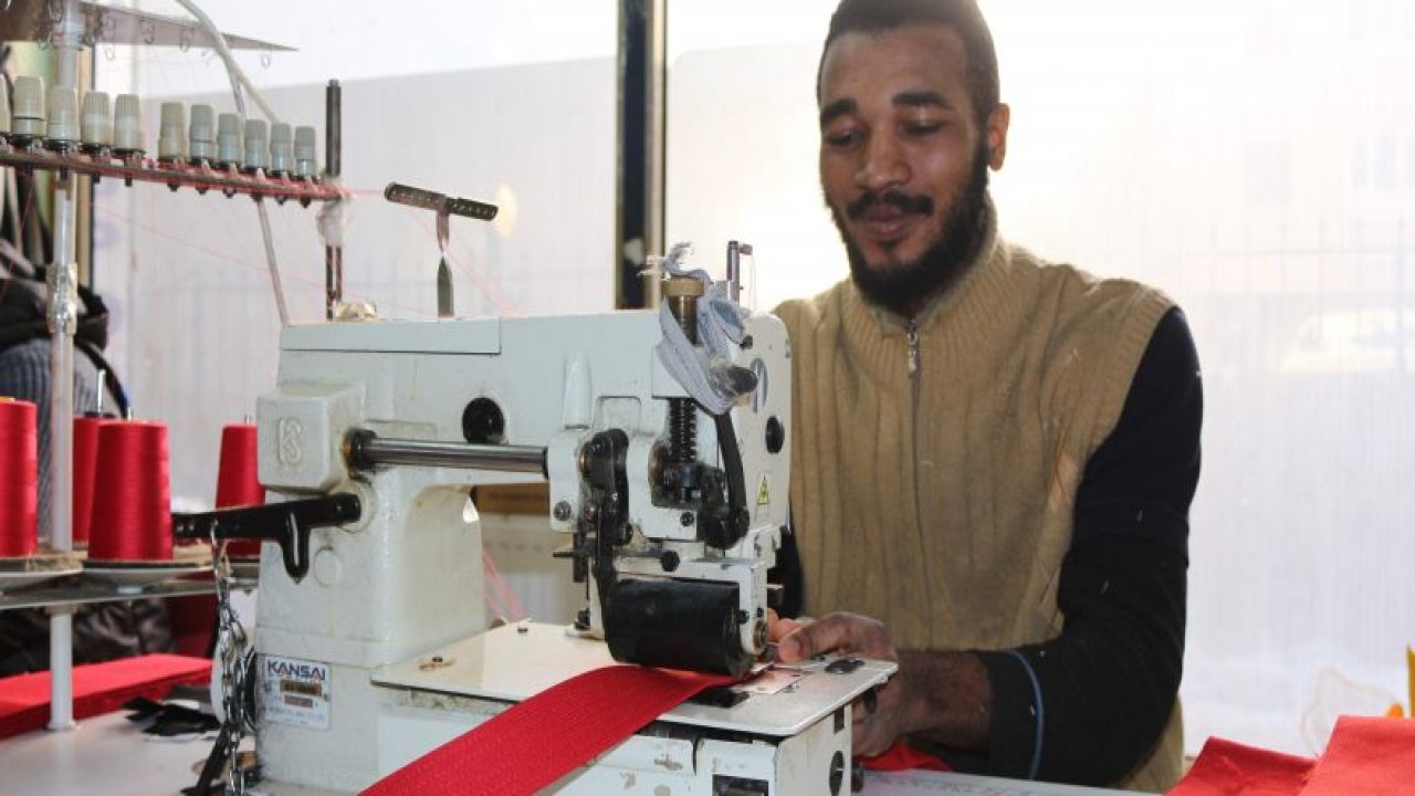 Ganalı ampute futbolcu geçimini tekstilden sağlıyor