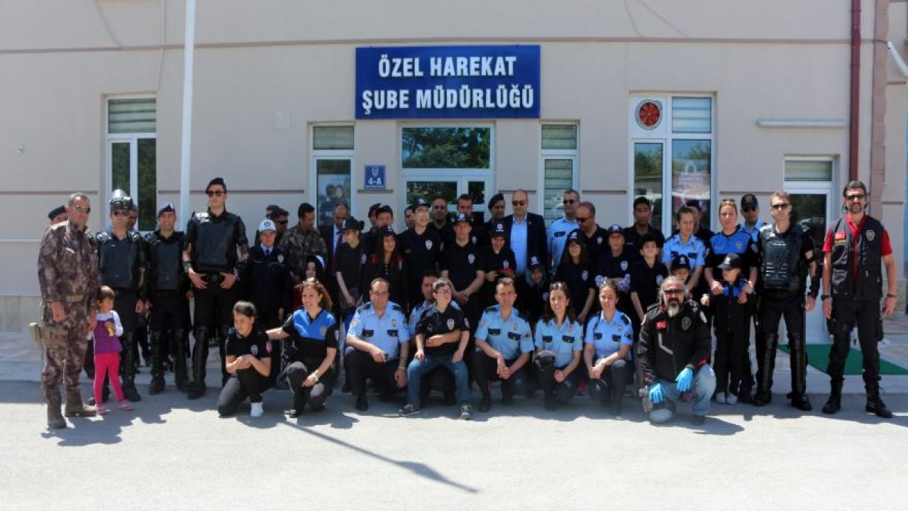 Engelli çocuklar TOMA'yla su sıktı