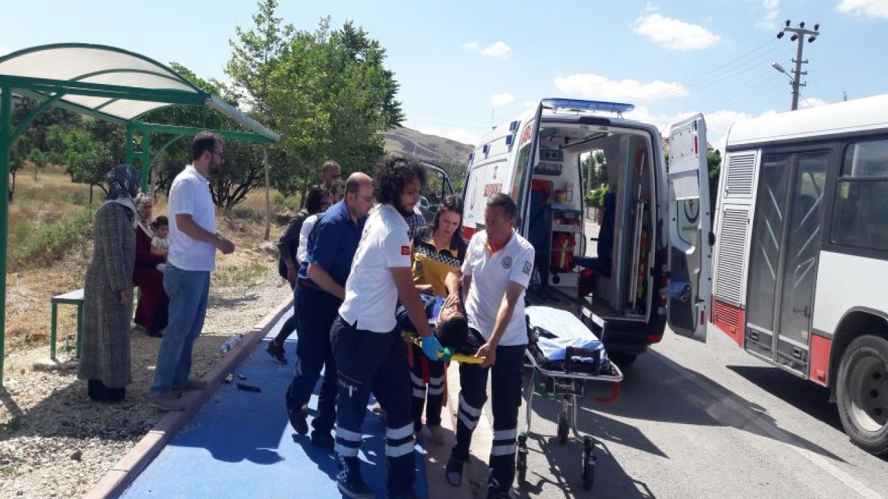 Otomobilin çarptığı genç hastanelik oldu