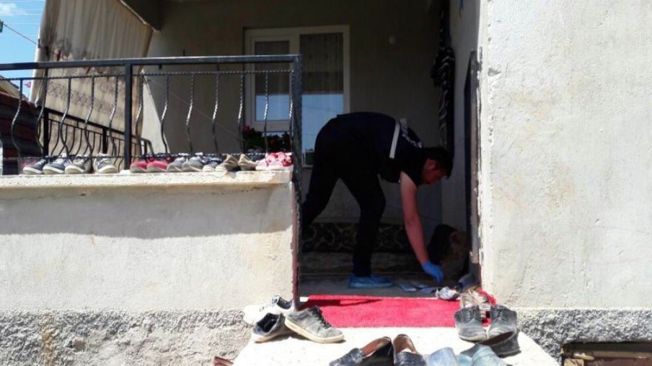 Balkonda oturan kadın, duvarda asılı tüfek düşünce boynundan vuruldu