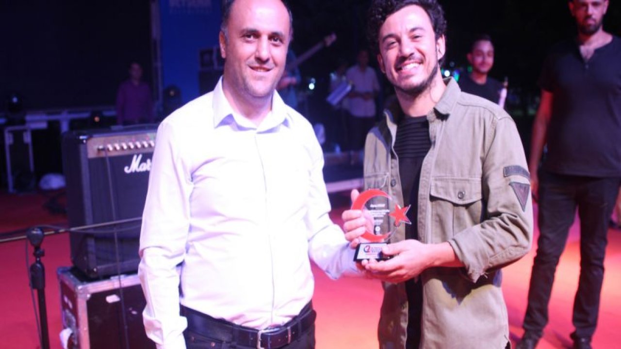 Buray, Beyşehir’de hayranlarını coşturdu