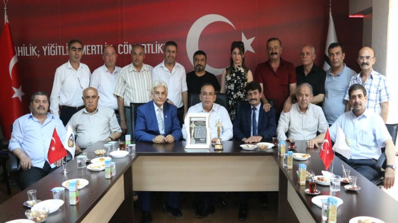 Konya Bakır ve Kalaycılar Odası Başkanı Torus 'Esnaf Oscarı'nın sahibi oldu