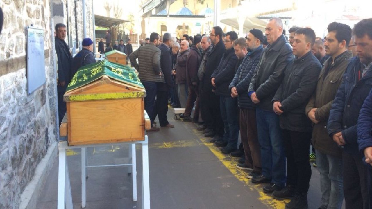 Silahlı saldırıda hayatını kaybedenler defnedildi