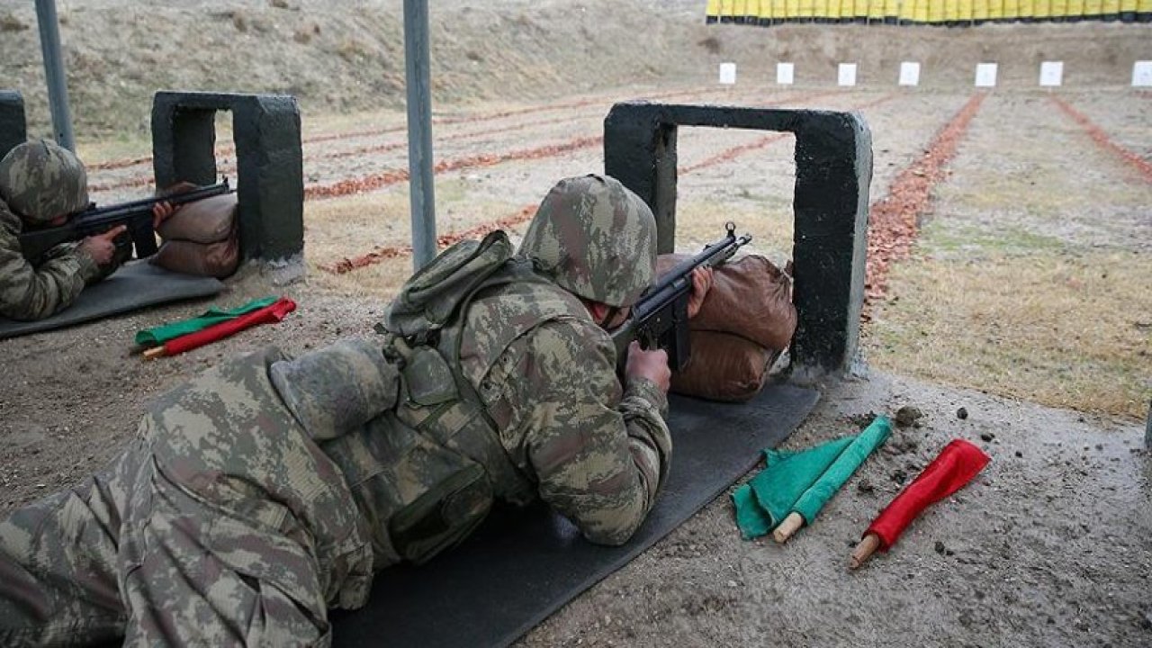 Bedelli askerlerin eğitimini görüntüledi