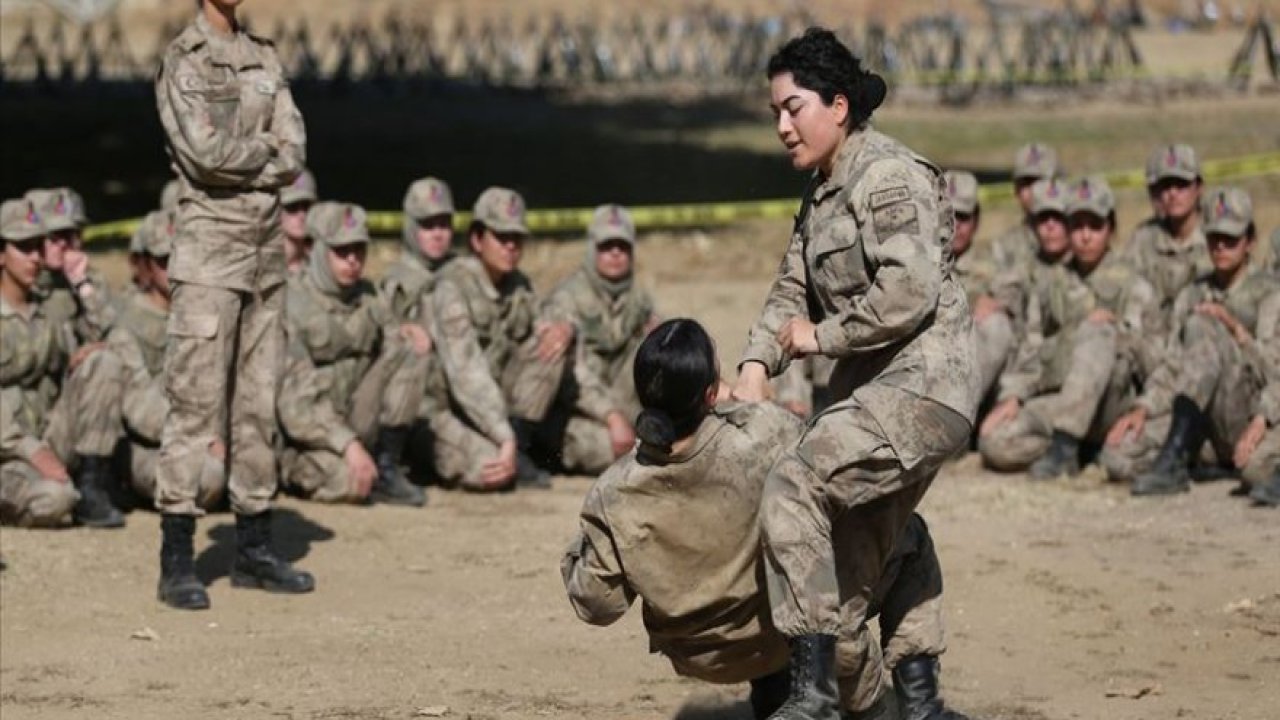 Kadın astsubay adaylarının zorlu eğitimi