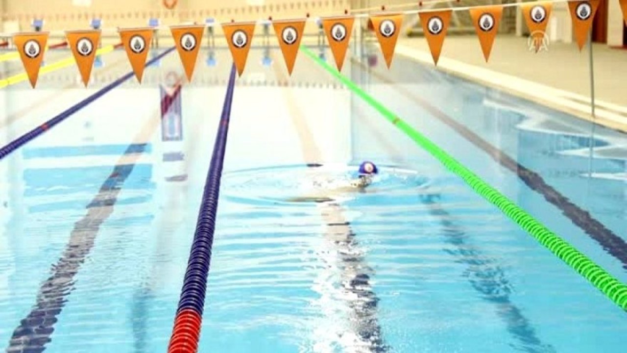 Engelleri yüzerek aştı