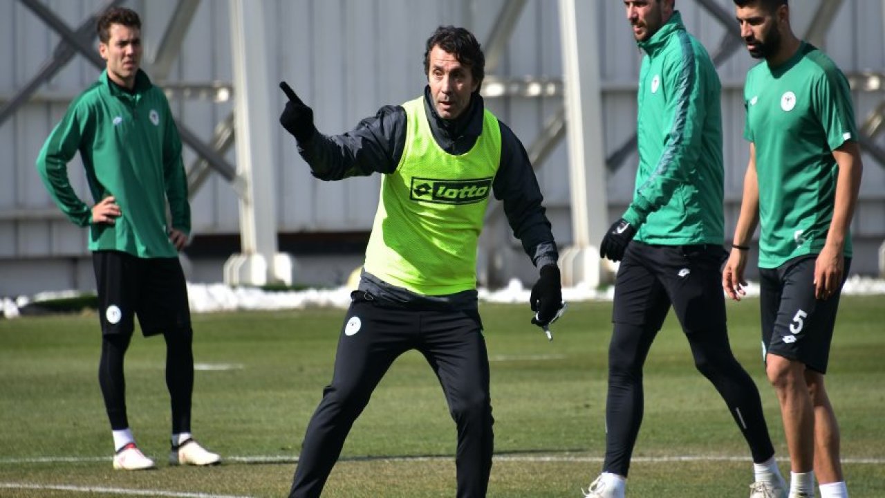 Bülent Korkmaz, Konyaspor'la ilk antrenmanına çıktı