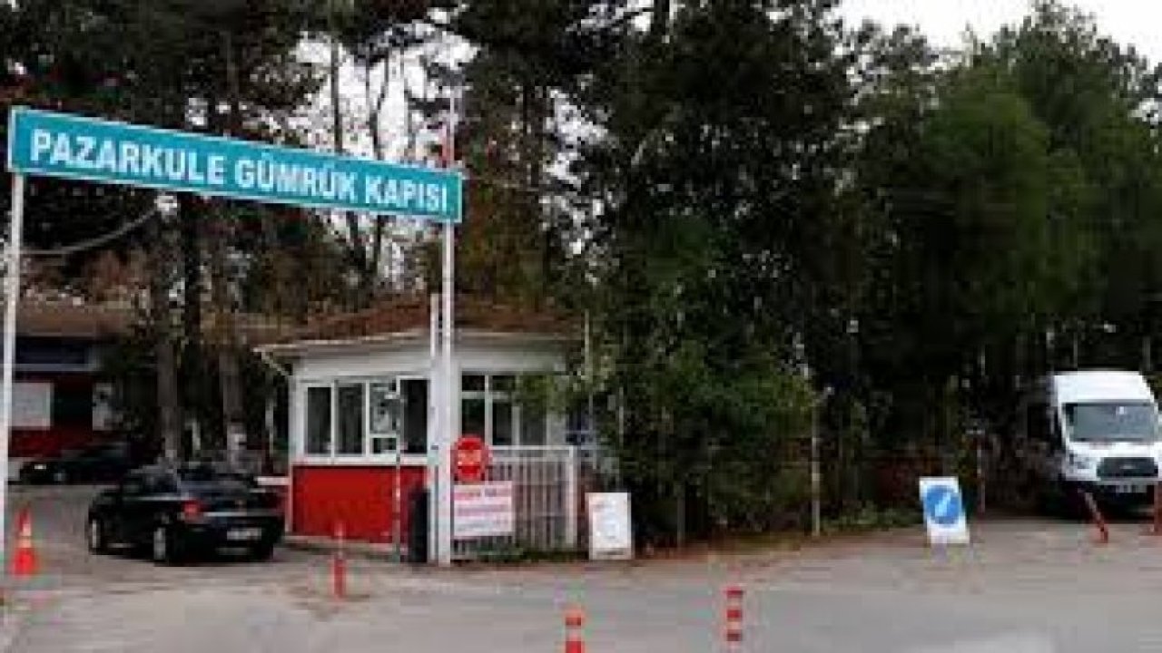 GÖÇMENLERİN BEKLEYİŞİ SÜRÜYOR