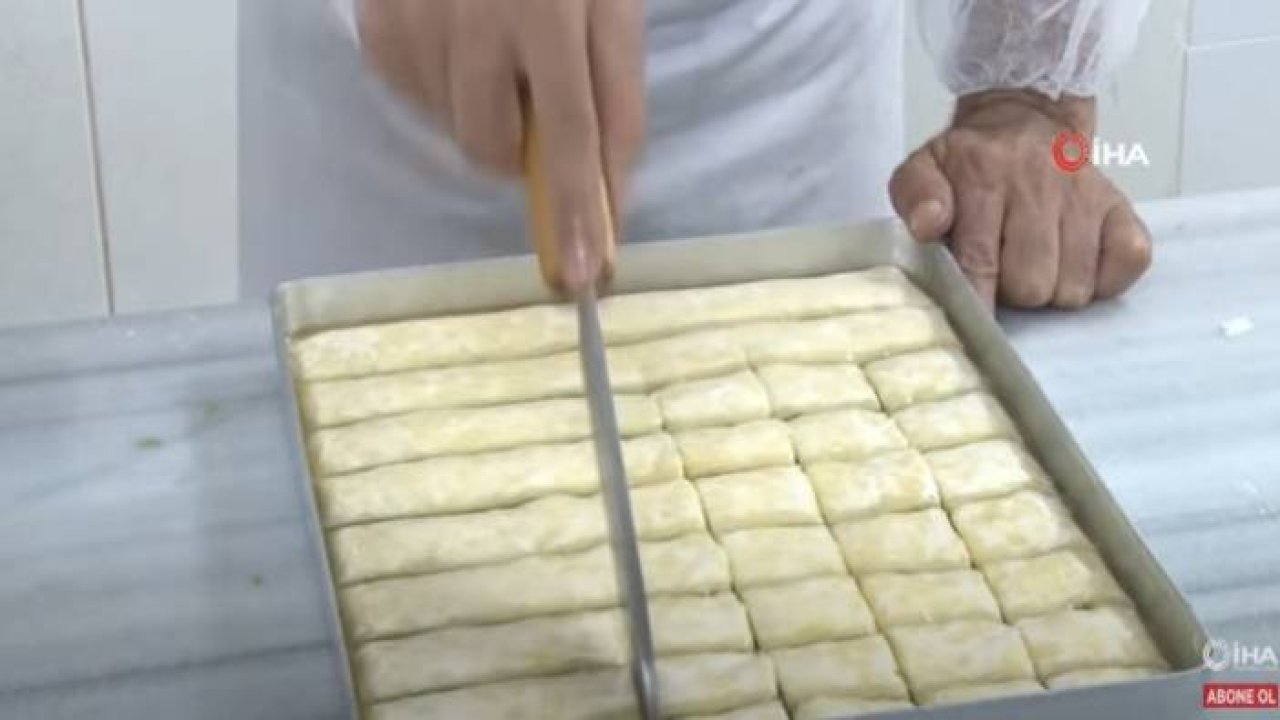 Güllaç Ve Sütlü Nuriye’den Etkilenip Soğuk Baklava Üretti, Şimdi Siparişlere Yetişemiyor