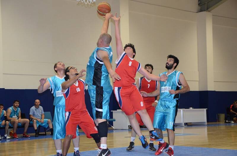 Başak Gençlik rahat geçti