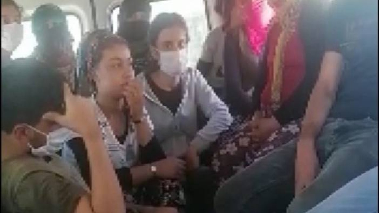 Konya'da minibüse binen 31 kişi jandarmaya yakalandı