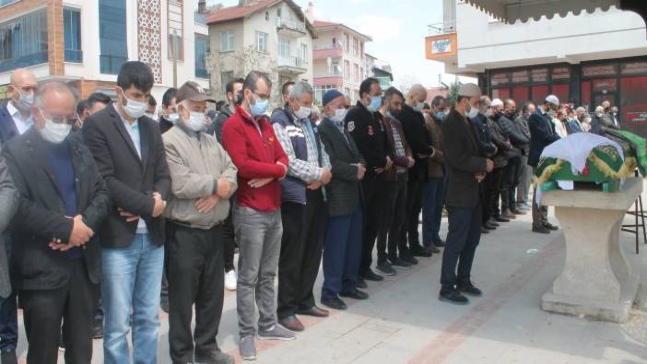 Motosiklet kazasında hayatını kaybeden anneanne ve torunu son yolculuğuna uğurlandı