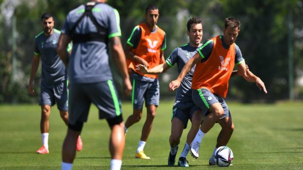 Konyaspor, yeni sezon hazırlıklarını sürdürdü