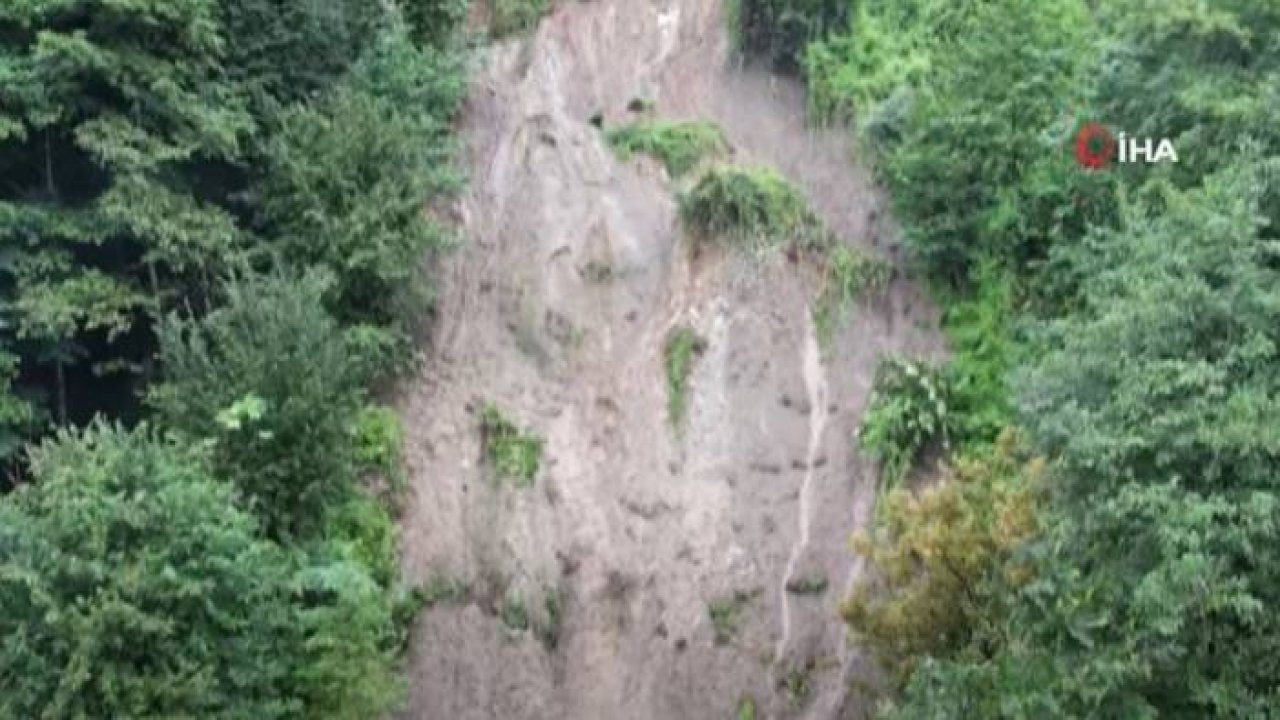 Heyelan Nedeniyle Evinin Salonu Toprakla Doldu