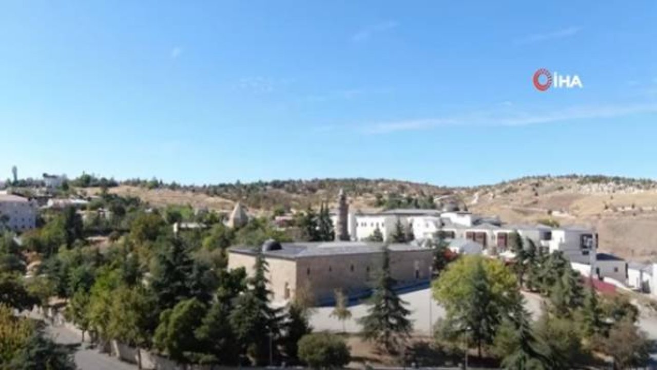 Kadir Gecesi'nde Secde Ettiği Rivayet Edilen Dut Ağacının Hikayesi Herkesi Şaşırtıyor