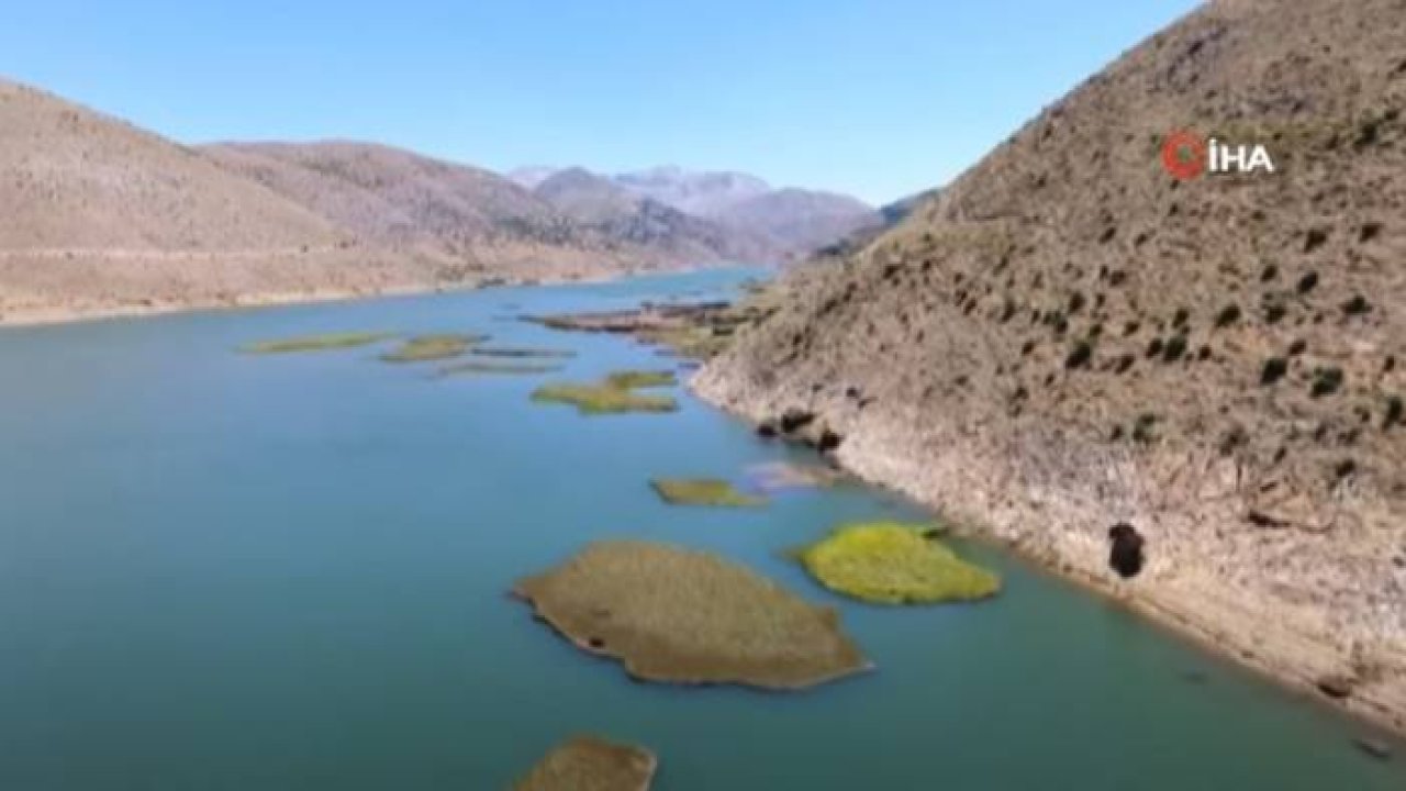 Dünya’da Eşi Ve Benzeri Yok, Çelikhan Yüzen Adalar Kurtarılmayı Bekliyor