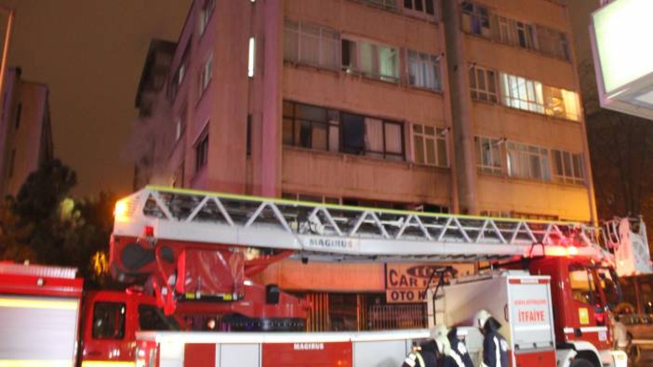 Konya'da 5 katlı apartmanda yangın paniği