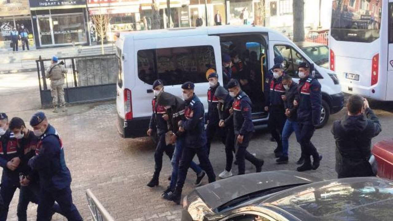 Konya merkezli nitelikli dolandırıcılık operasyonunda yakalanan şüpheliler adliyede