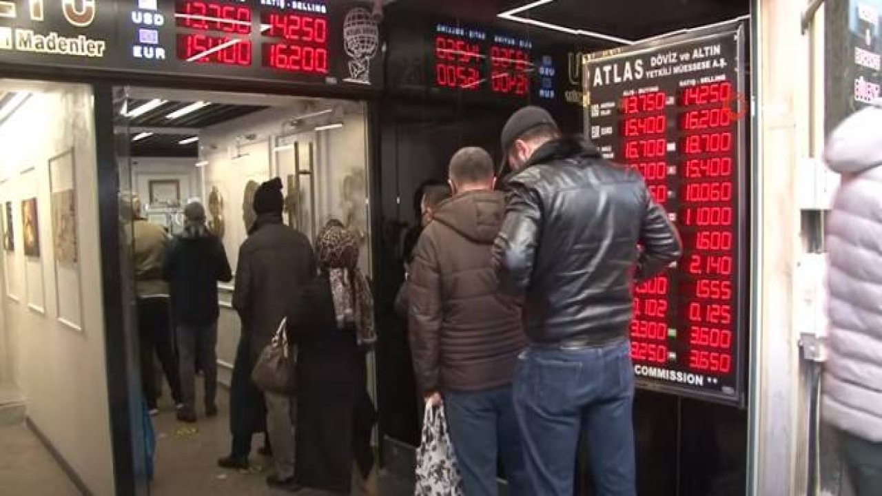 Dövizde Sert Düşüş! Vatandaşlar Kapalıçarşı'ya Akın Etti