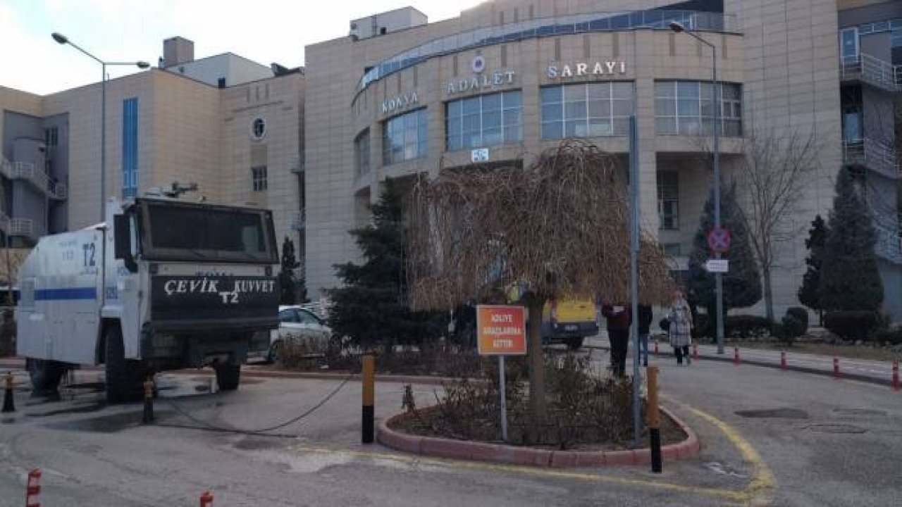 Konya’da aynı aileden 7 kişinin öldürüldüğü saldırıdan önce iki aile arasında çıkan kavgaya ilişkin davanın ilk duruşmasında arbede