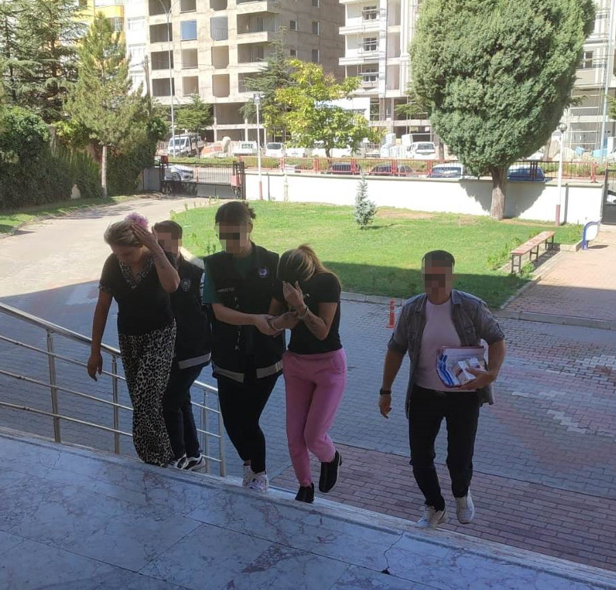 Konya'da uyuşturucu satıcısı tutuklandı