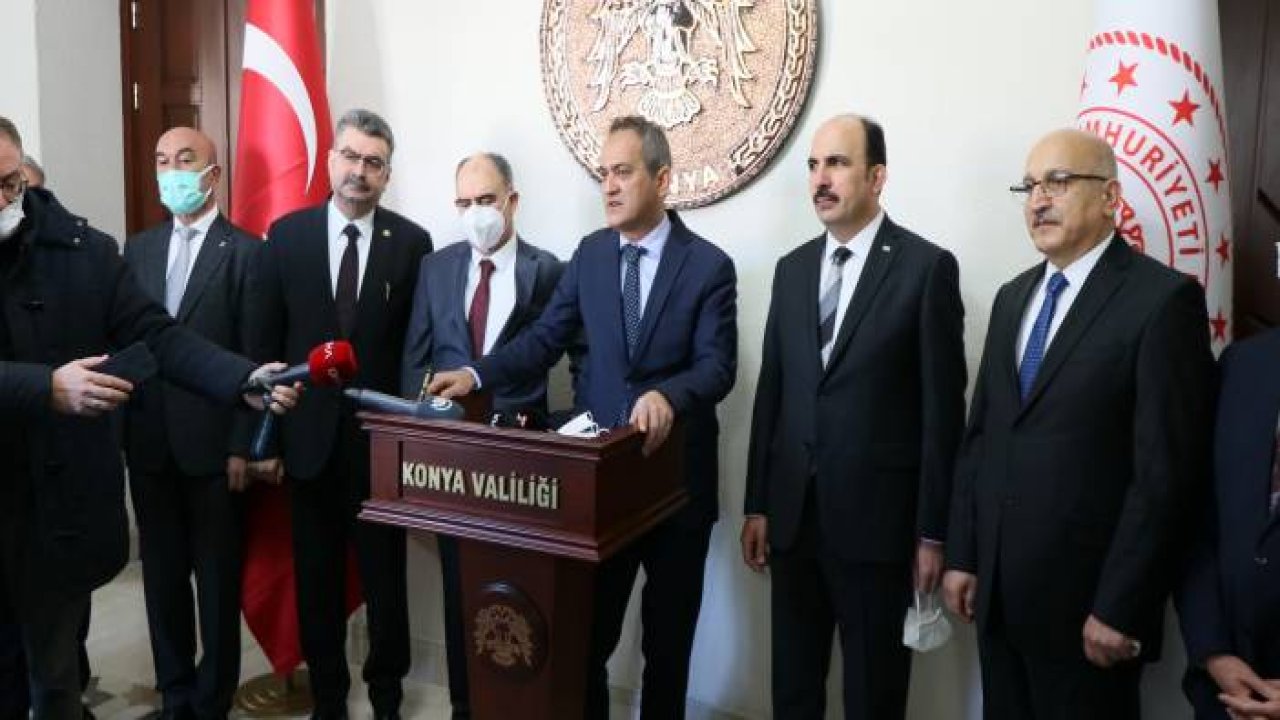 Milli Eğitim Bakanı Özer: "Omicron varyantının okullarımıza yansıma son derece düşük"