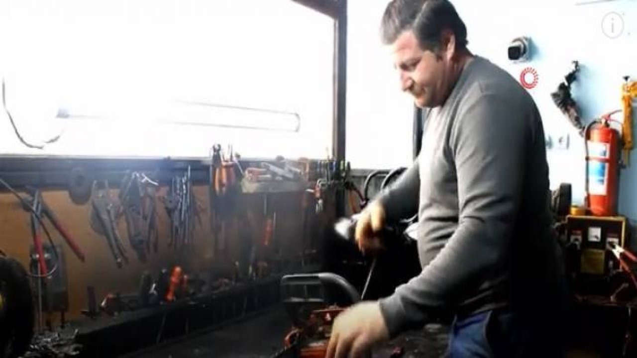 Ordulu Motor Tamircisi, Bir Çay Bardağı Benzinle 5 Saat Yanan Gaz Üretti